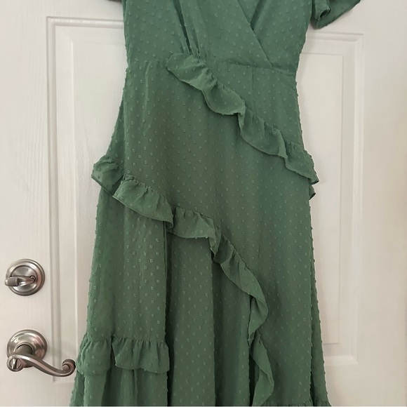 Lulu’s Next to You Sage Green Swiss Dot Ruffled Midi Dress XS NWT - Picture 5 of 10